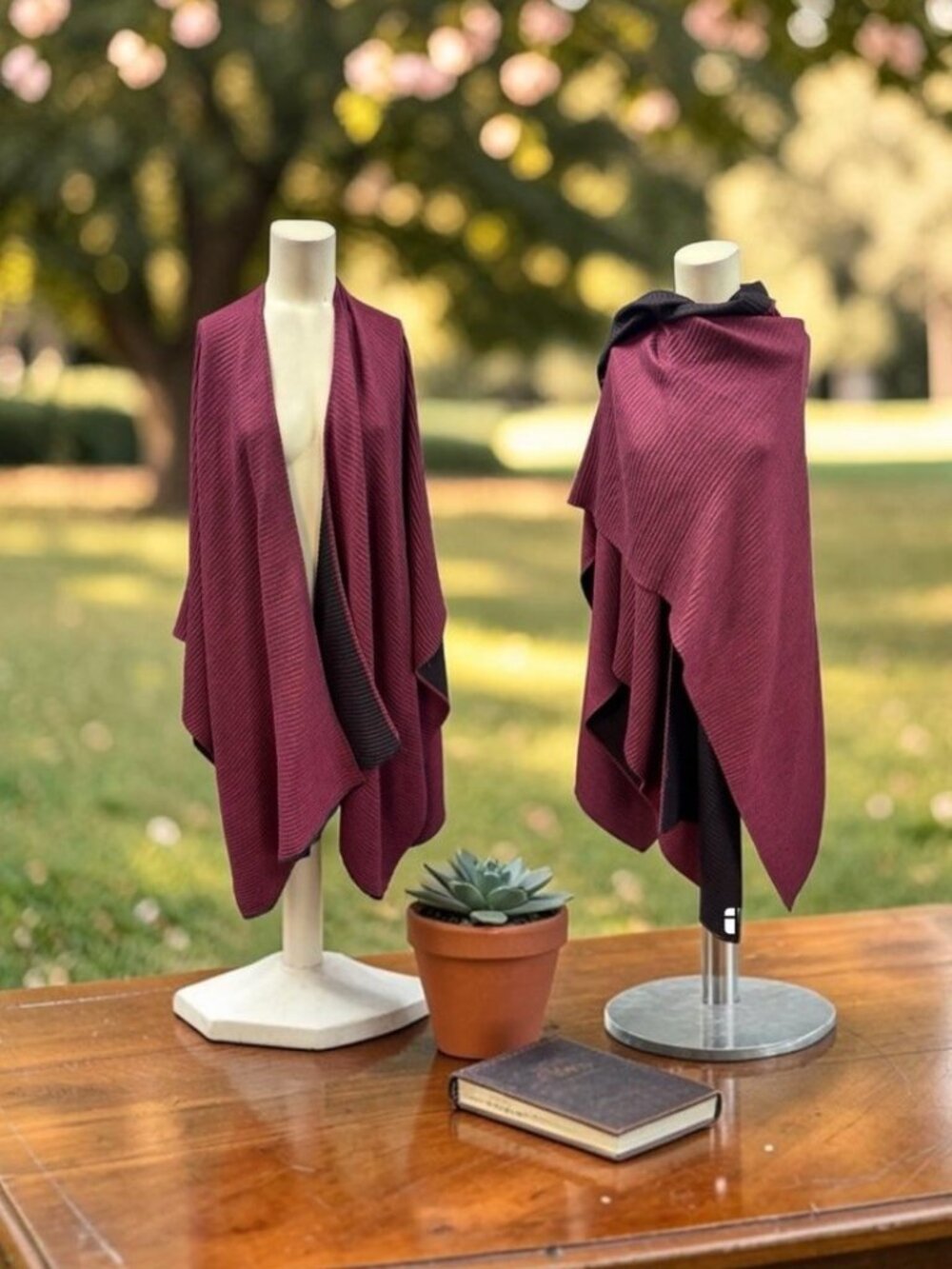 Jones NY,Woman,Sweater Long Cover, Poncho,One Size,Black-Burgundy.!
